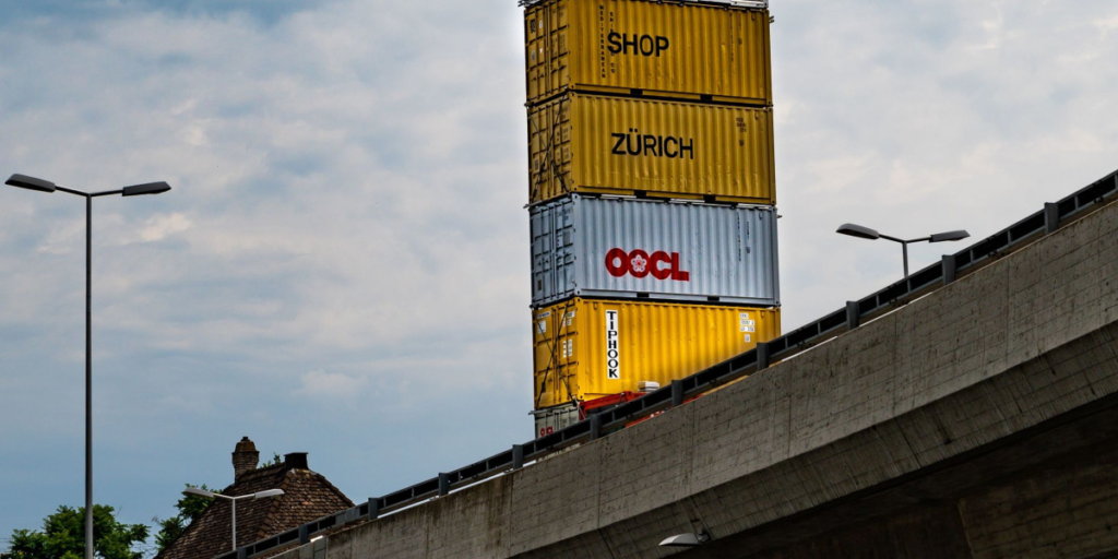 retail shipping container